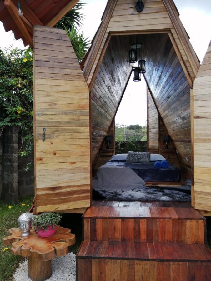 Airport Traveler'S Home Alajuela Kültér fotó