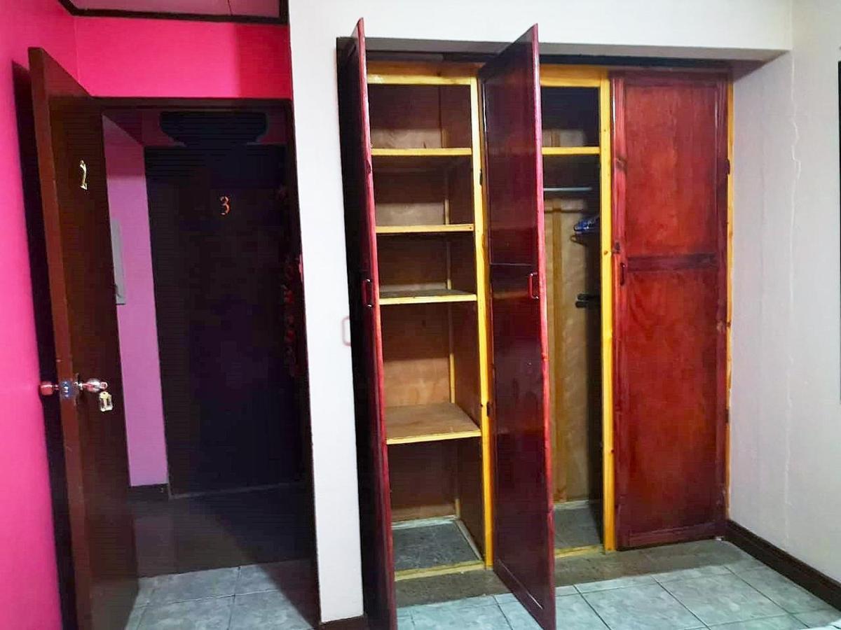 Airport Traveler'S Home Alajuela Kültér fotó