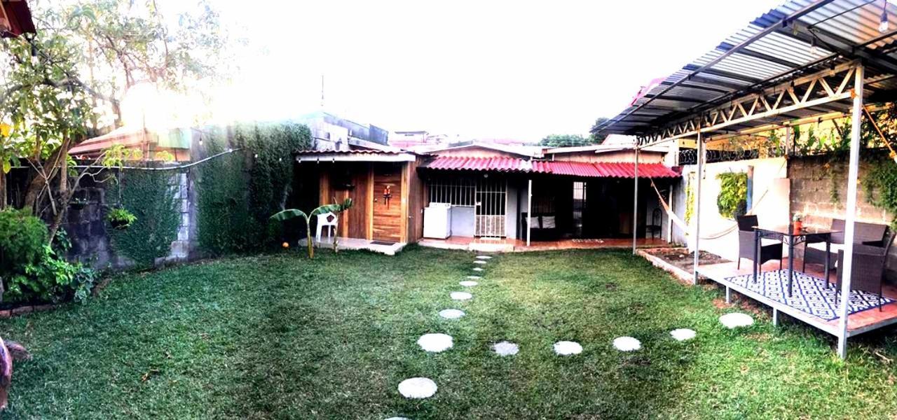 Airport Traveler'S Home Alajuela Kültér fotó