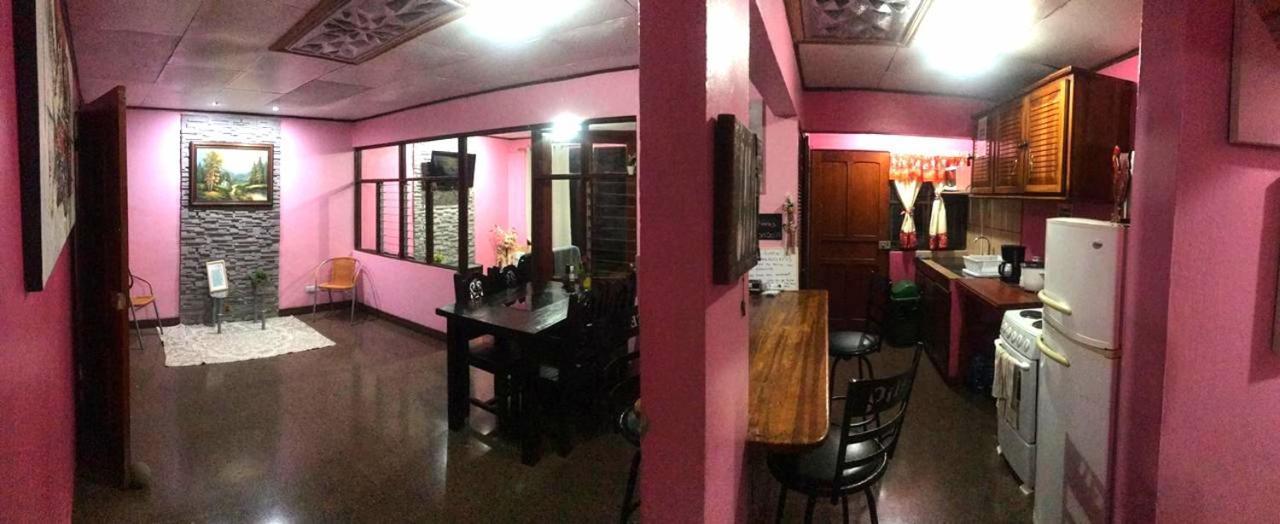 Airport Traveler'S Home Alajuela Kültér fotó