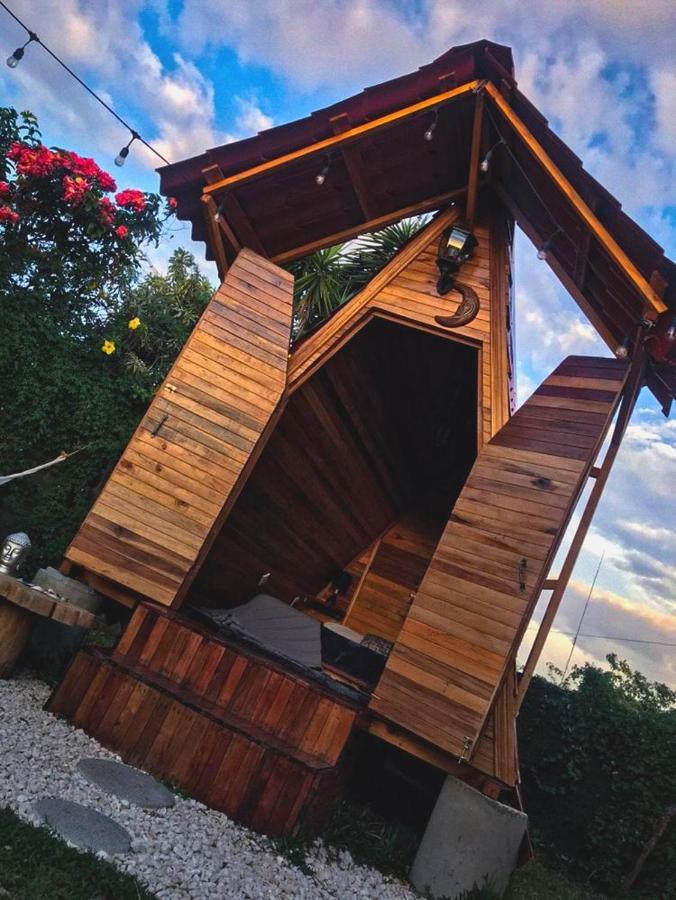 Airport Traveler'S Home Alajuela Kültér fotó