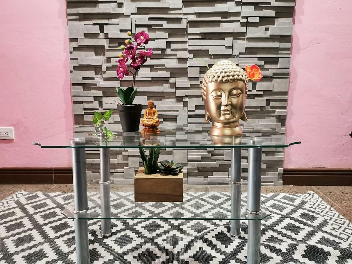 Airport Traveler'S Home Alajuela Kültér fotó